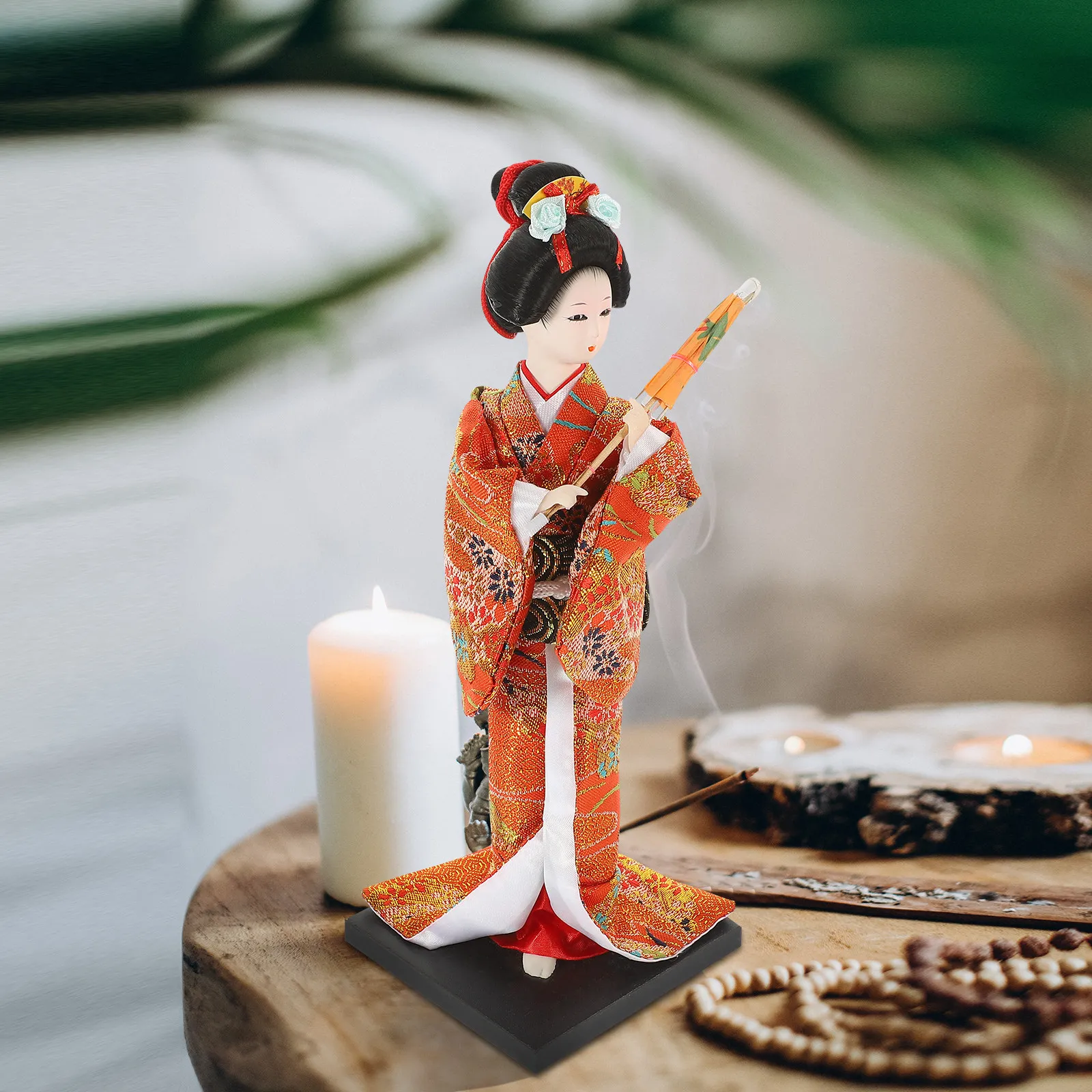

Японский декоративный кимоно-фигурка девочки: компактное украшение в японском стиле для рабочего стола и дома