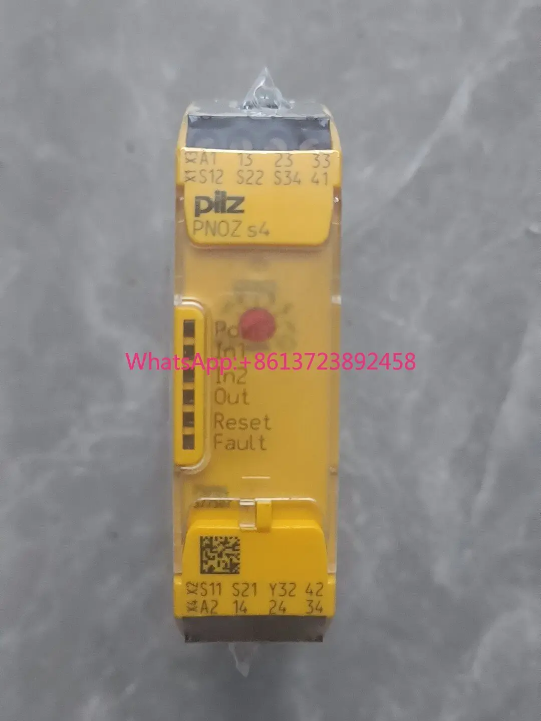 Pilz 750104 safety relay in stock