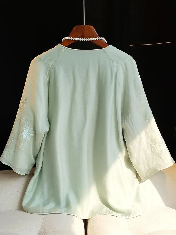 Floral Embroidered Blouses Women Round Neck Loose Retro Tops Chinese Vintage Ethinic Style Shirts Oversized Spring Autumn New