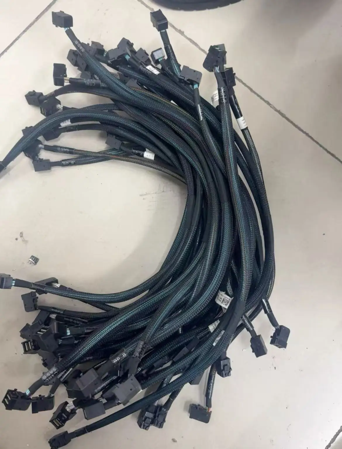 

H3Y5T 0H3Y5T для кабеля SAS Dell T630 T430 H330 H730 H730P H330