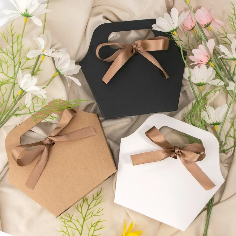 20 sacs en papier créatifs portables mats blancs avec nœud en satin marron, sacs cadeaux robustes pour emballage de bonbons et de faveurs de mariage