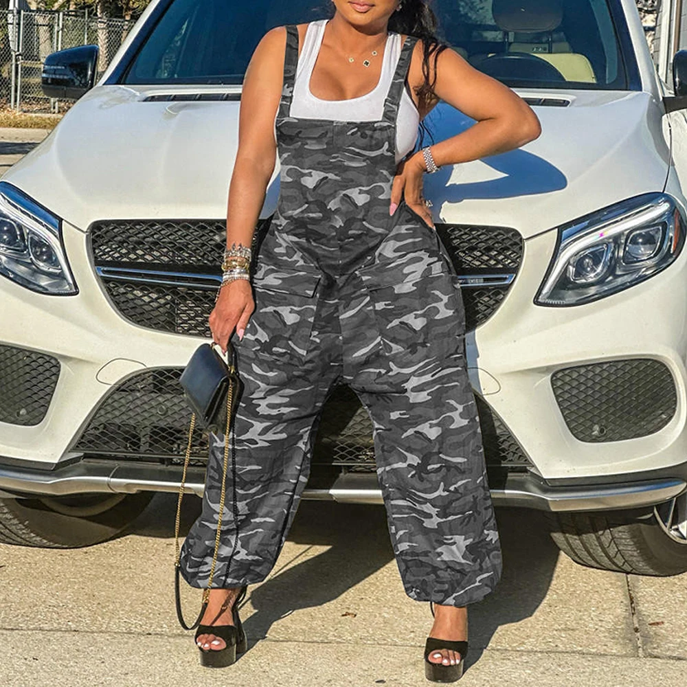 Jumpsuit Wanita Tanpa Lengan Motif Kamuflase Kerah Kotak Kaki Lebar Model Streetwear Musim Panas
