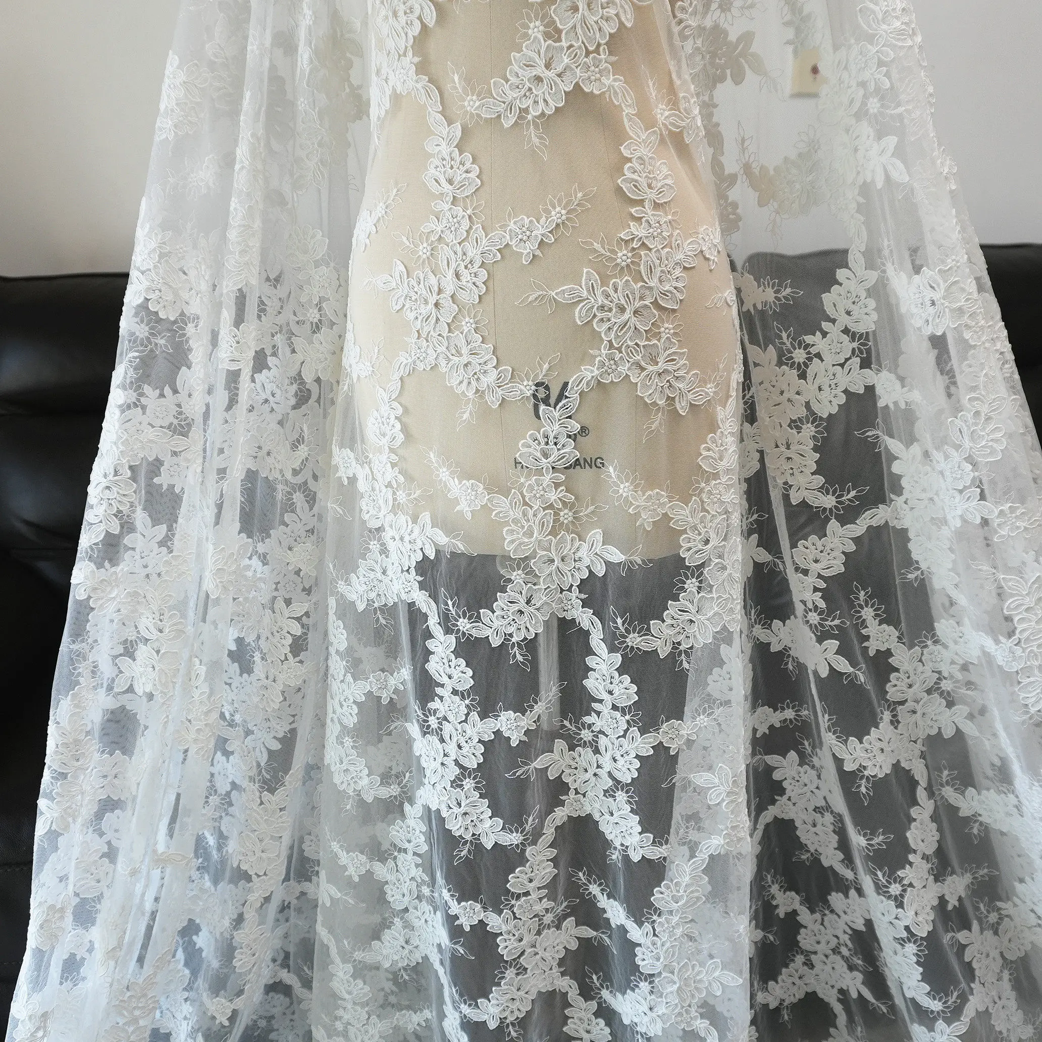 

Embroidered Tulle Fabric with Beaded Lace Fashion DIY Wedding Dress Bridal Gown Curtains Material