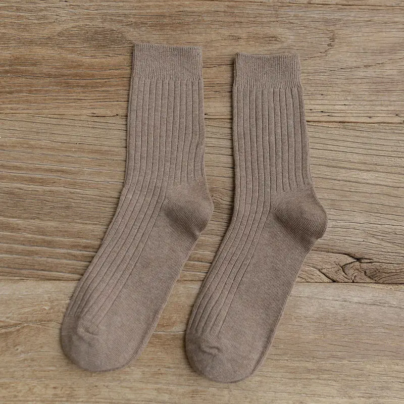 Chaussettes classiques décontractées en coton pour femmes, chaussettes hautes vintage mignonnes, monochromatique, mode printemps et été, vente en gros