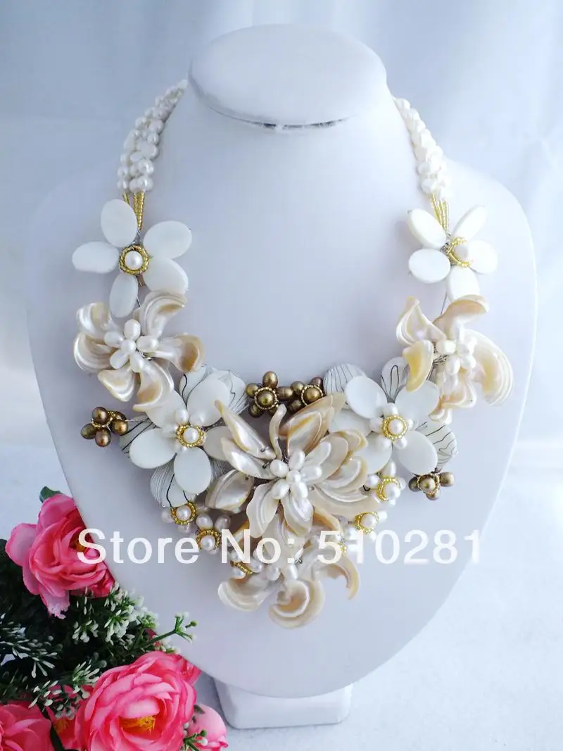 

Pretty !! Elegant shell Beads Handmade Flower Jewelry Necklace For Wedding Party 19"