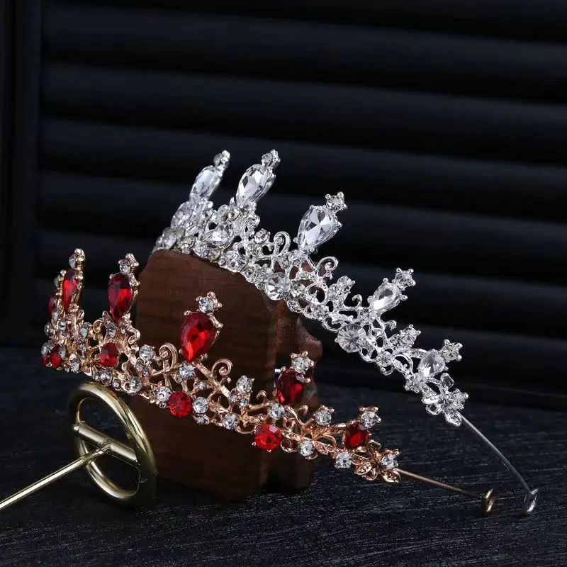 Rhinestone Crown Hairband Tiara Headpiece for Kids and Brides Alloy Crown Party Hair Accessory for Birthday