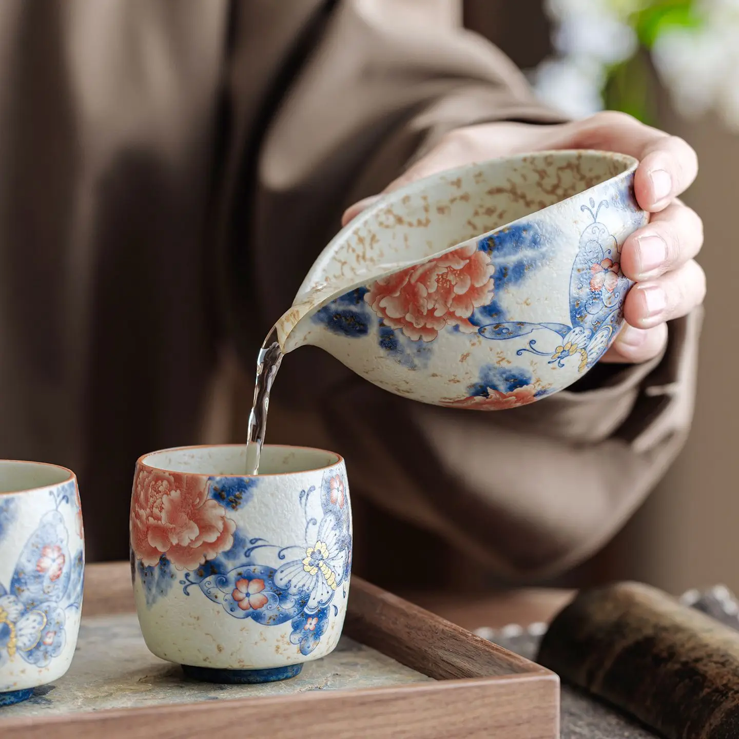 Blue and White Flint Red Caramel Glaze Butterfly Peony Fairness Cup Single Ceramic Tea Pitcher Gongdao Cup Tea Ceremony Gift