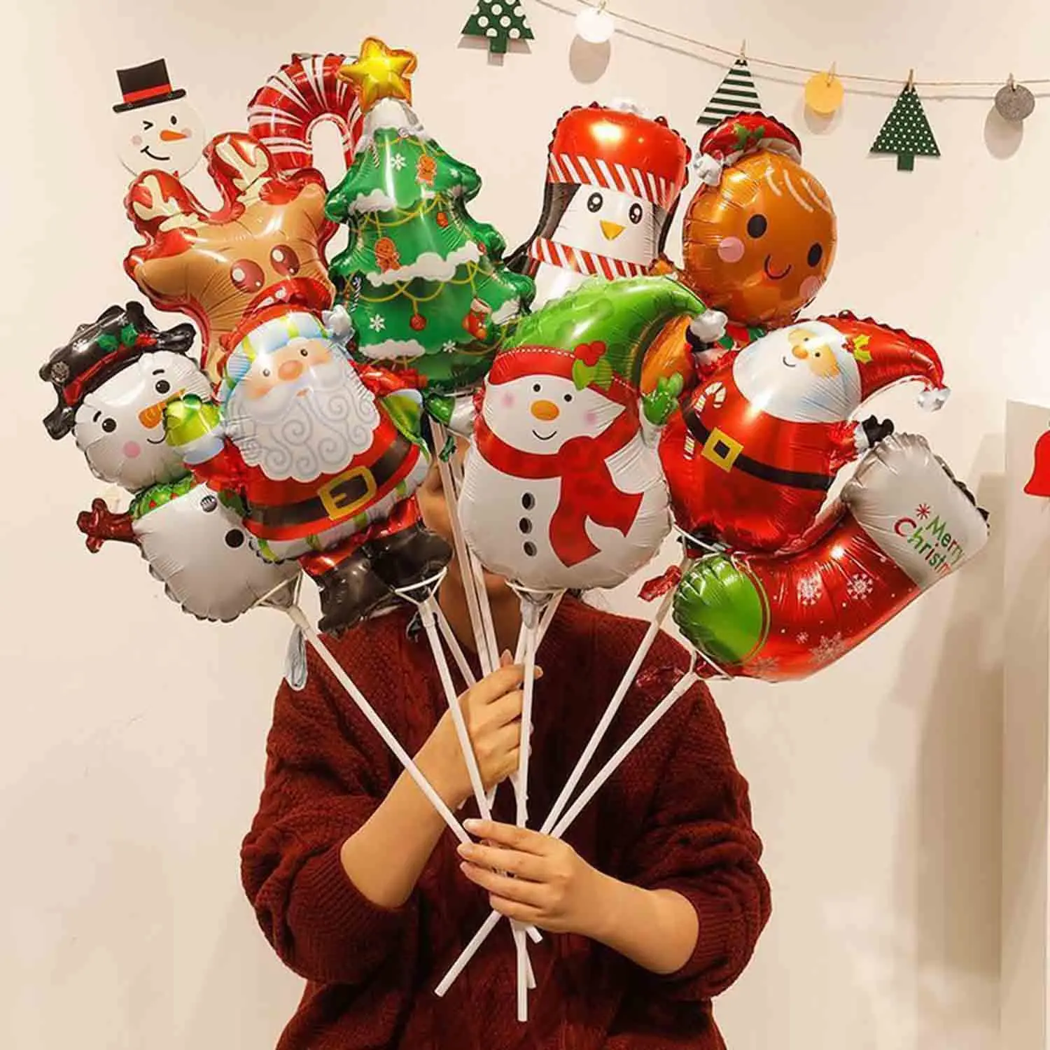 16 inch random 5 mini Christmas series balloons suitable for decorating Christmas parties, graduation ceremonies, and birthday p