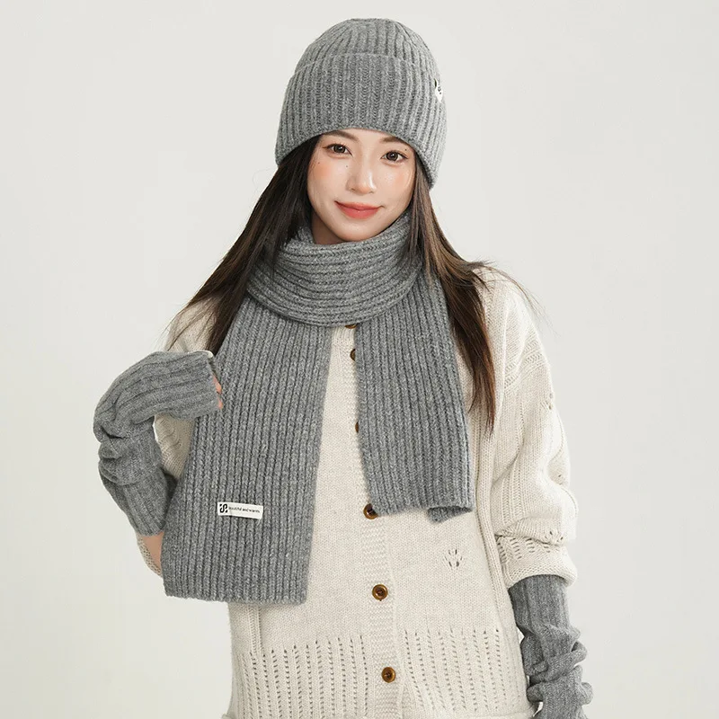 Set 3 buah topi beanie musim dingin wanita, syal panjang, dan sarung tangan rajutan, warna abu-abu polos