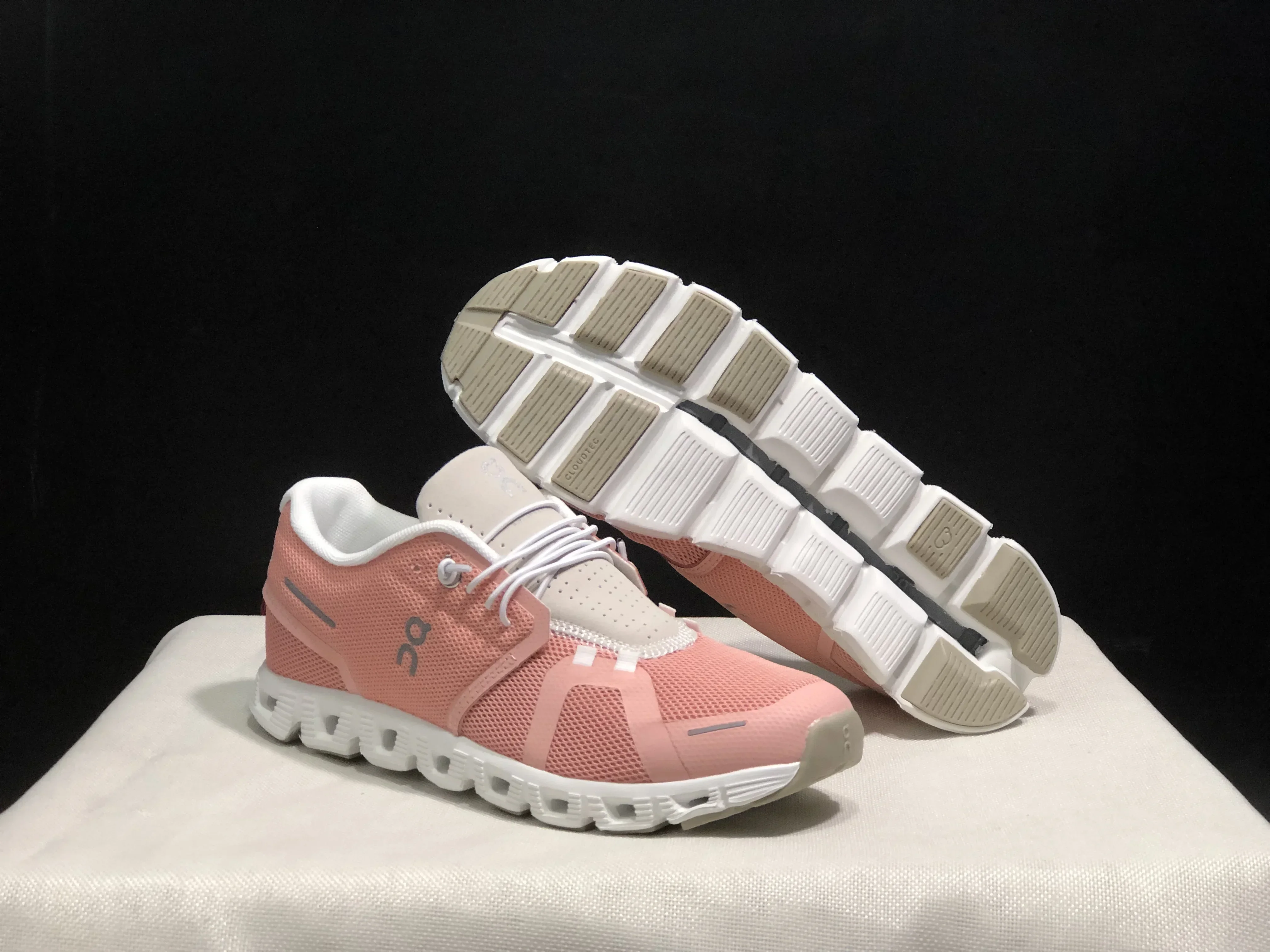 Scarpe da corsa Cloud Scarpe da ginnastica atletiche traspiranti di nuova generazione Scarpe da ginnastica per allenamento fitness unisex