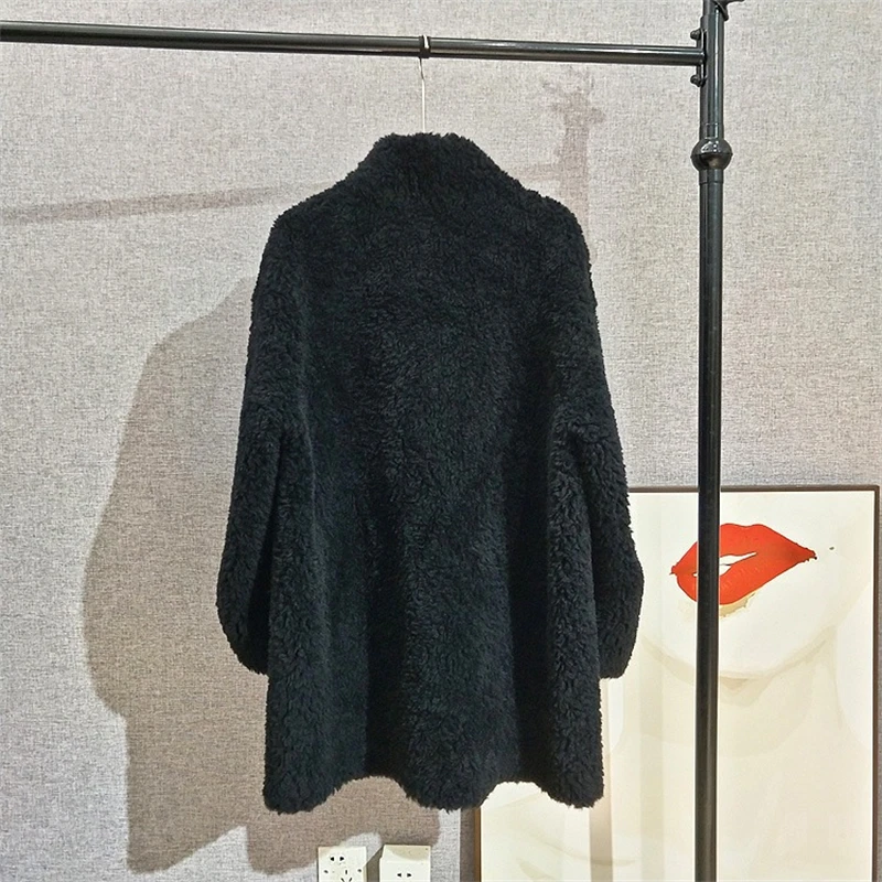 หลวมผู้หญิงขนสัตว์บริสุทธิ์ขนสัตว์ Overcoat Lady ความยาวกลางแกะ Shearling แจ็คเก็ต Stand-up COLLAR JT504