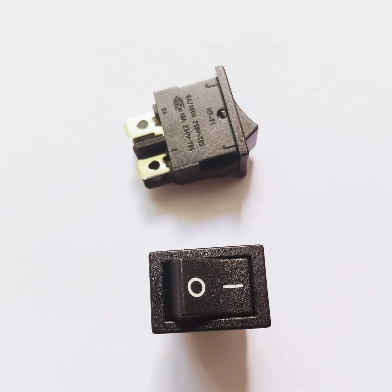 

Original New 100% MR-21 10A250V rocker switch 4pin 2gear TV power switch 15*21