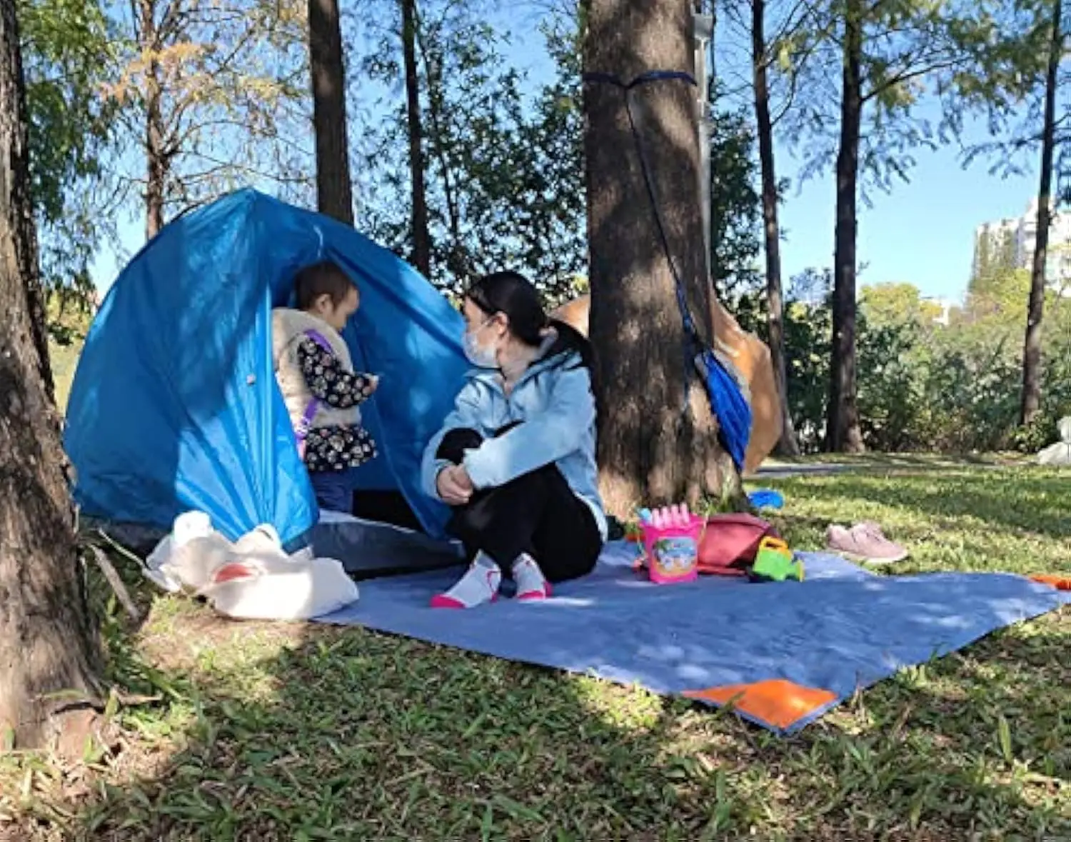 Thumbnail 3 - #55 Trending Picnic Blankets Right Now