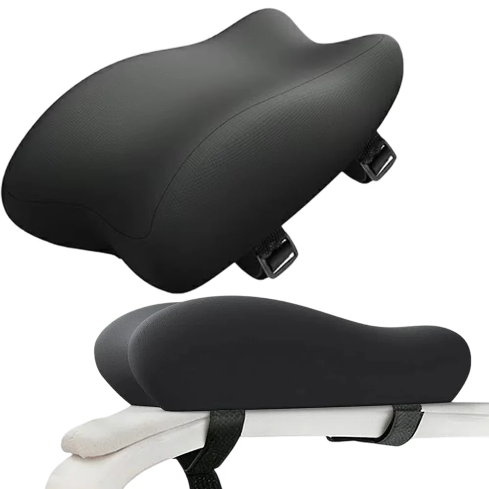 Bracciolo rialzato in memory foam con cinghie di fissaggio, morbido, delicato sulla pelle e traspirante, ideale per l’uso in casa o in ufficio.