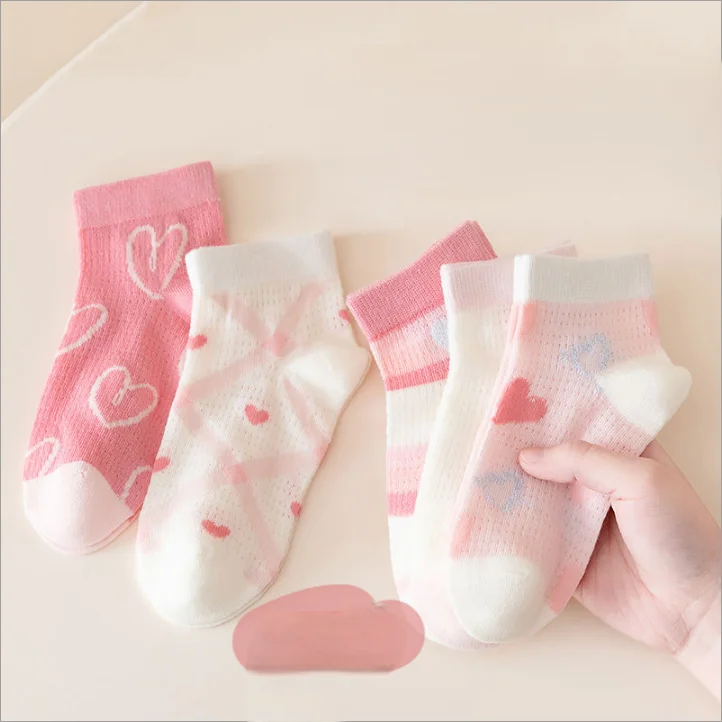 5 Pairs of Children's Summer and Spring Pure Cotton Socks, Ventilated with a Mesh Design, Cute Socks with Hearts, Relaxed and Co