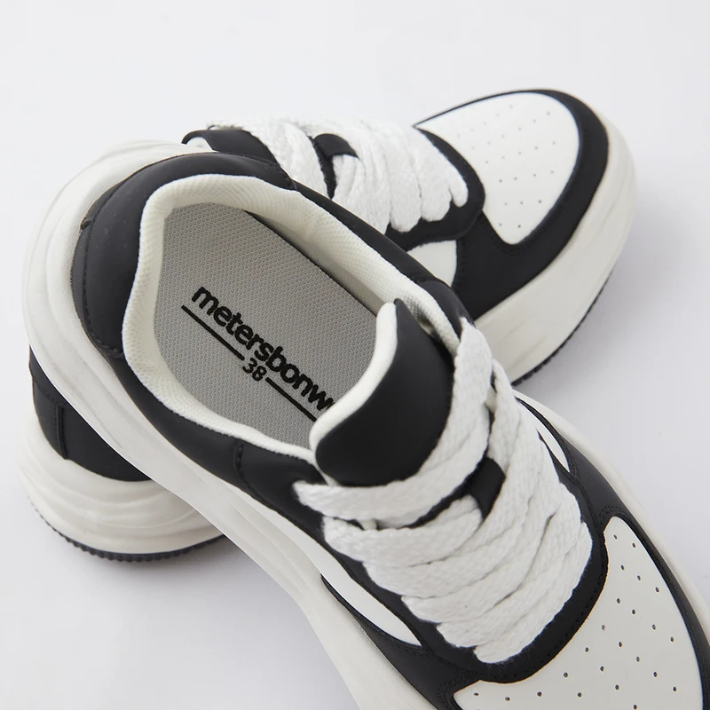 Metersbonwe-Women's Skateboarding Shoes Low Cut Outdoor Walking Jogging  Sneakers Lace Up White Black spring And Autumn