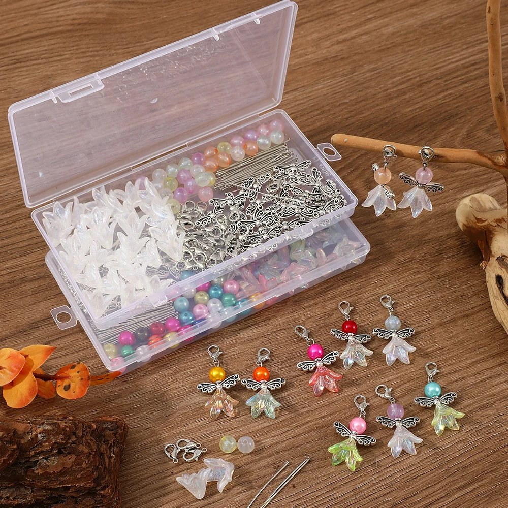 150-teiliges DIY Schmuckherstellungs-Set mit Gemischten Acryl-Lilienblumen-Perlen, Engelsflügel-Anhängern und Karabinerverschlüssen für Armband-Zubehör – Detail 2