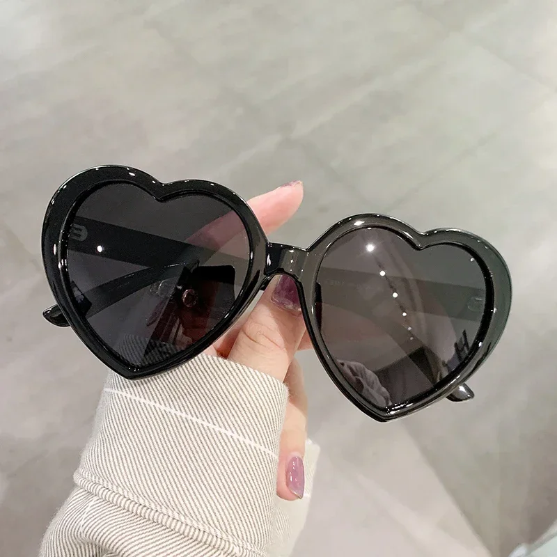 New Oversized Heart Shaped Polarized Sunglasses UV400 Cute  display picture 1