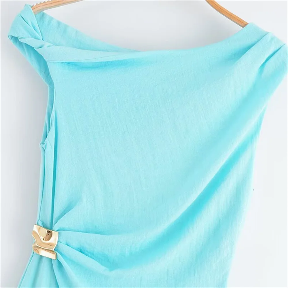 Abito da flauto asimmetrico da donna con decorazione in tinta unita intarsiata Primavera/Estate Nuovo abbigliamento da donna