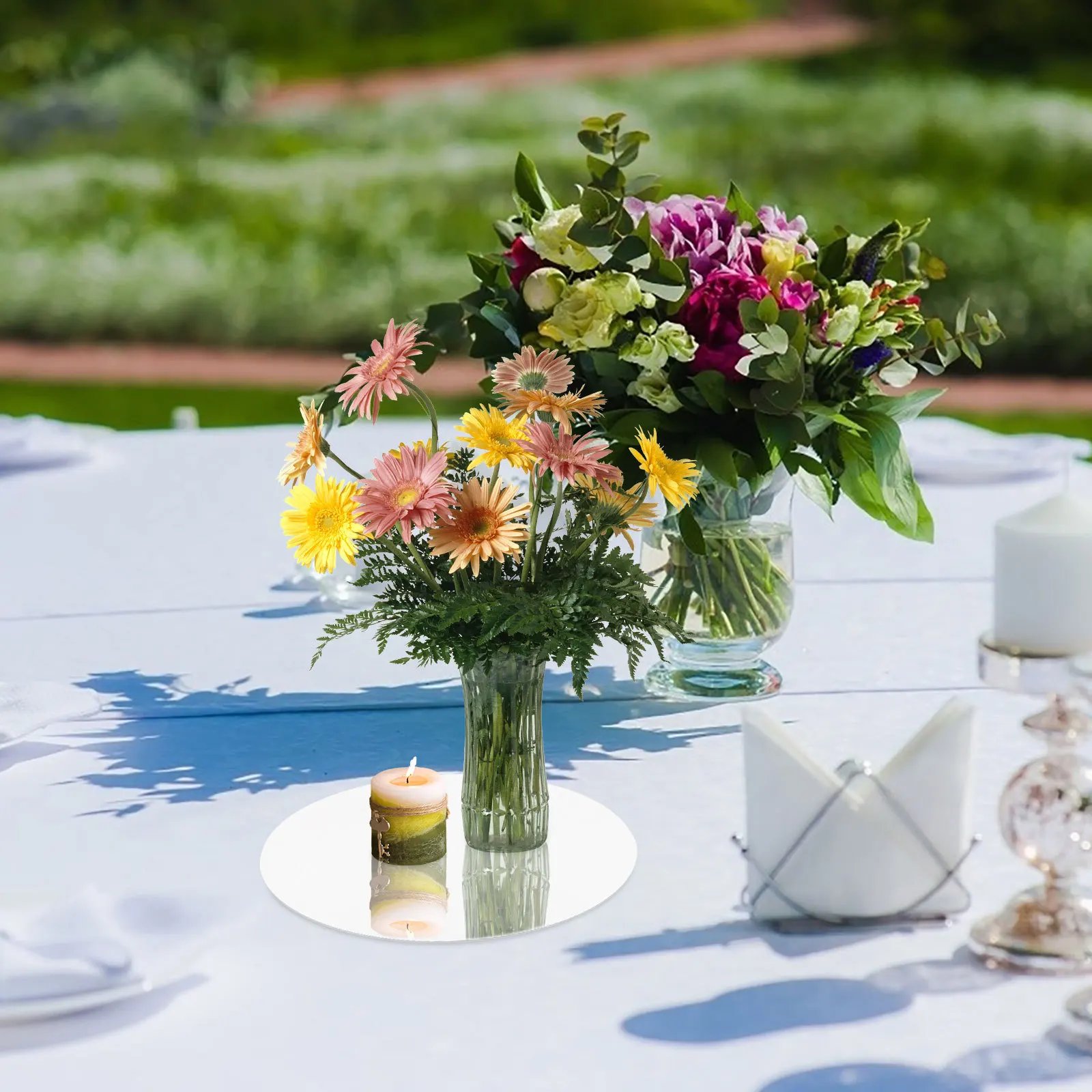 

Acrylic Mirror Round Tray 25Cm Stylish Serving Plate for Home Party Decorative Table Centerpiece Jewelry Holder Display