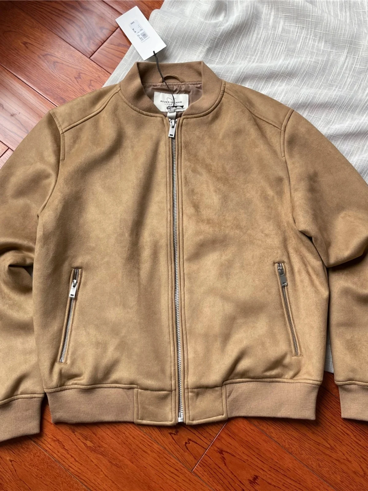 

Faionable Urban Casual Suede Baseball Jaet Мужская жесткая осенняя верхняя одежда из полиэстера Длинное пальто на молнии све