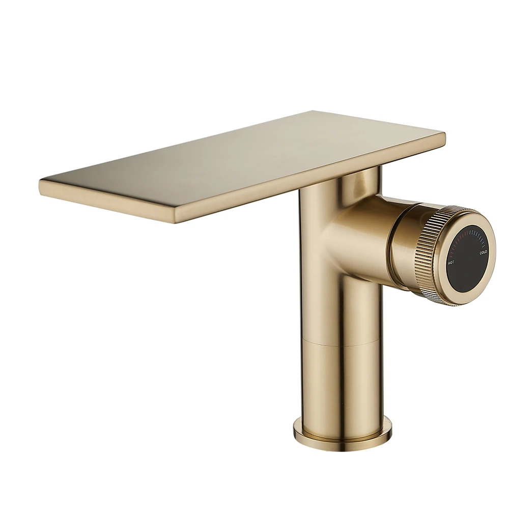 Badkamer Waterval Wastafel Wastafel Kraan Zwarte Kranen Messing Bad Kraan Warm & Koud Water Mengkraan Vanity Tap Badrandcombinaties Wastafel kraan