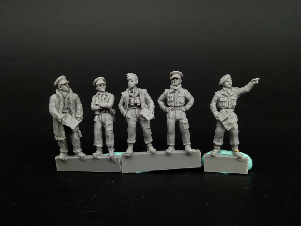 

1/72 Scale Die-cast Resin Figure British Officer Staff Officer Commander 5 Scenes Model Kit Unpainted Free Shipping