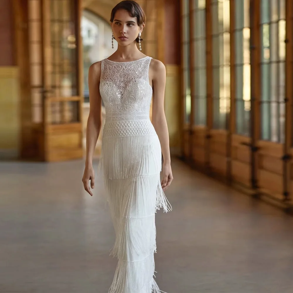 Delicate Tassel and Beading Bridal Gown Customized Elegant Satin Straight Wedding Dress Classic O-Neck Sleeveless Robe de mariée