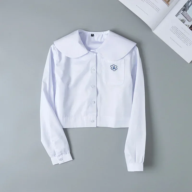 Uniformi scolastiche per studenti giapponesi Camicia bianca carina a maniche lunghe per ragazze Abito scolastico con ricamo tascabile Jk Abito da marinaio Top da donna