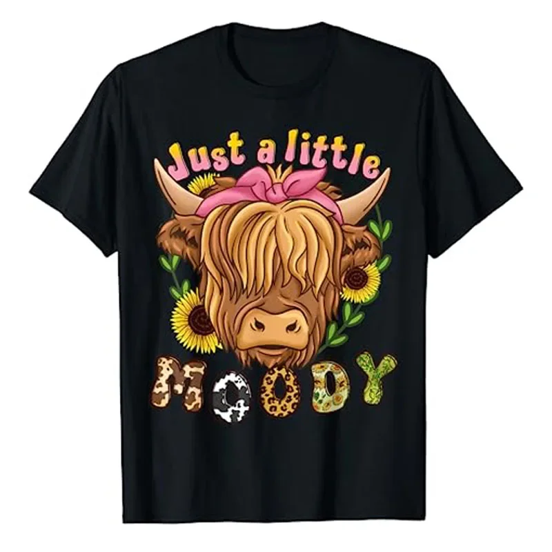 

Highland Cow Scottish Highland Cow T-Shirt Cute Animal Lover Floral Print Graphic Tee Tops Women's Fashion Short Sleeve Blouses