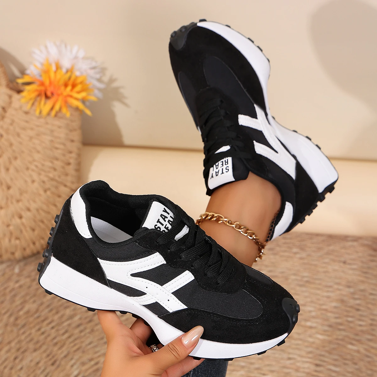 Women's Fashion Chunky Thick Sole Hidden Heel Daddy Sneakers Versatile Lace Up Casual Sports Walking Shoes For Daily Wear