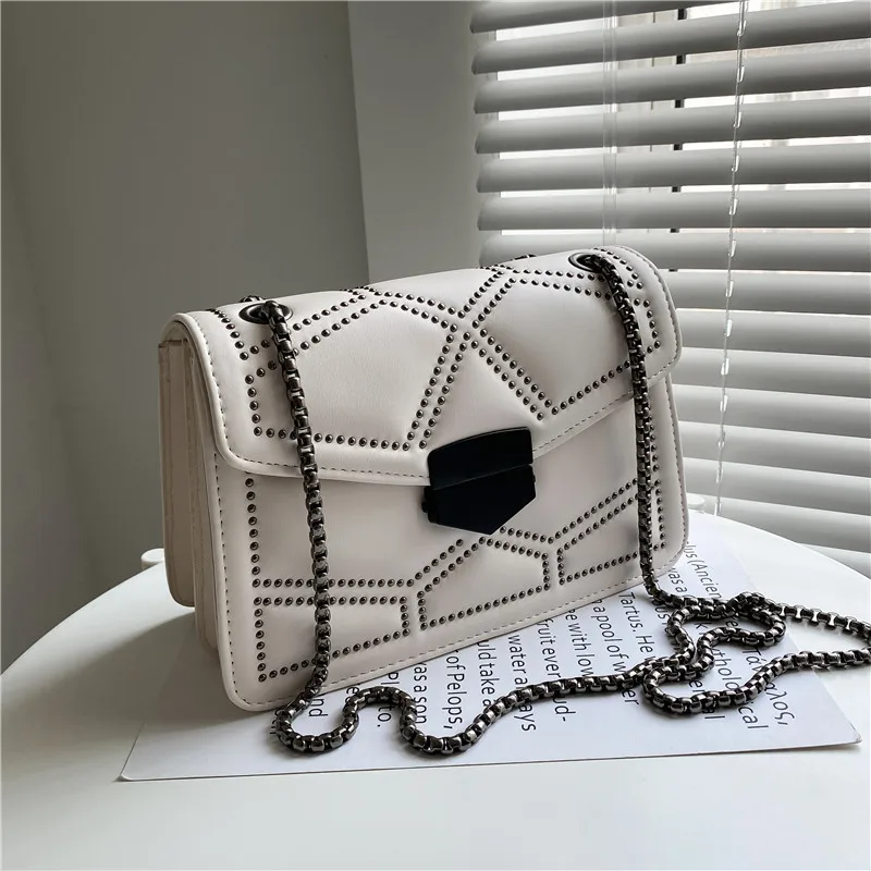 

Luxury Women's Chains Shoulder Bags Designer Crossbody Shoulder Purses Handbag Women Clutch Travel tote Bag