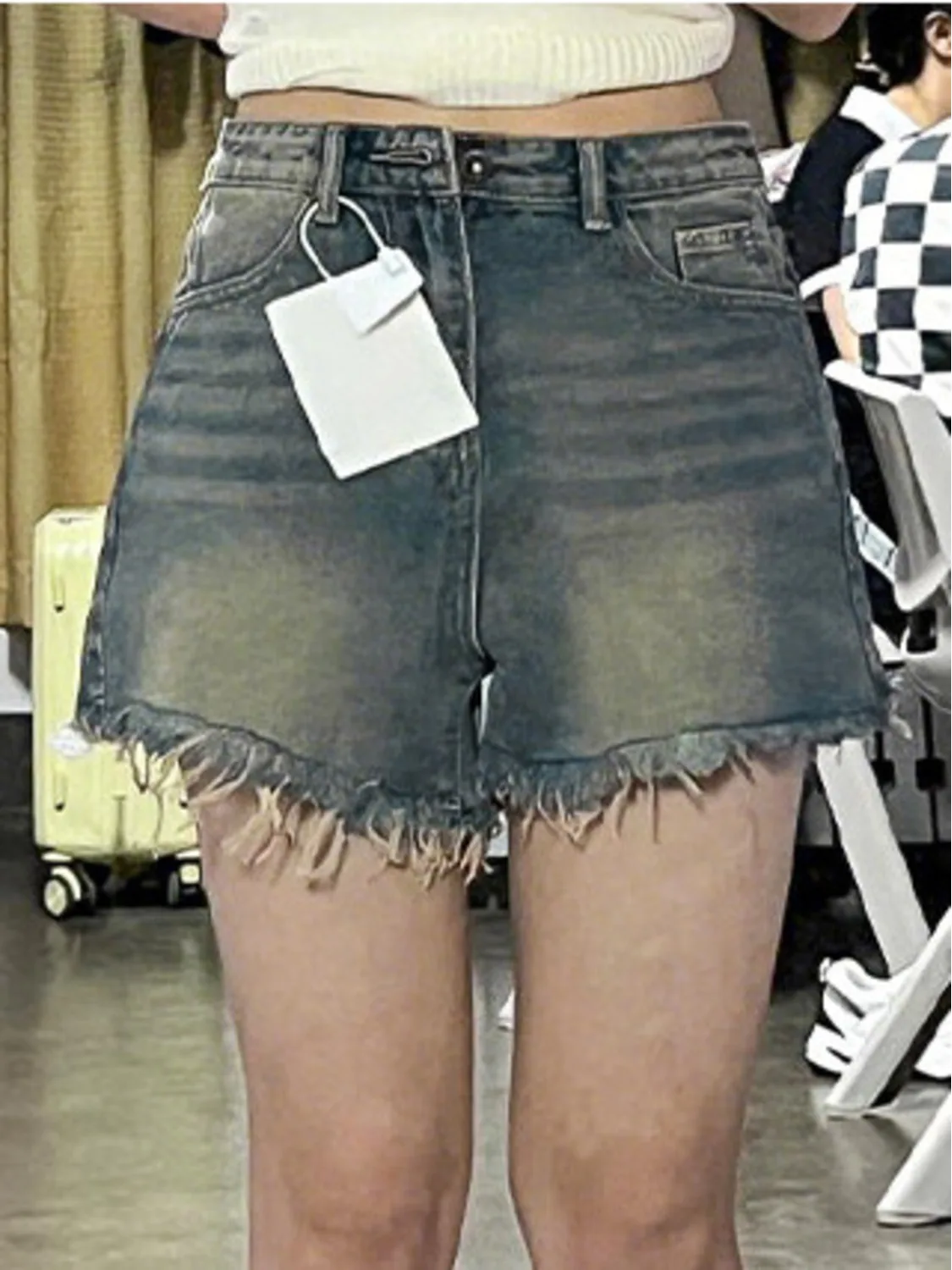 

Women's High Waist Denim Shorts Vintage Wash Arc Pocket Raw Fringe Hem Distressed Jean Shorts Y2K Streetwear