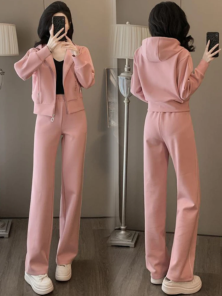 

Модный повседневный спортивный костюм для женщин: новинка весны 2026 – уличный стиль, куртка и брюки с широкими штанинами, комплект из двух предметов, тренд сезона