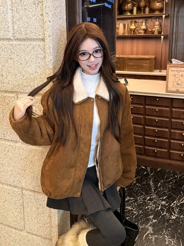 Jaqueta de Couro Americano Retrô com Zíper, Gola Dobrável, Veludo de Pele de Veado, Estilo Coreano, Tamanho Pequeno para Mulheres...