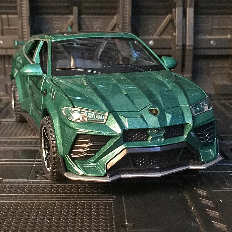 1:32 Lamborghini URUS simulazione di auto sportive pressofuso in lega di metallo modello di auto Sound Light Pull Back Collection regali giocattolo