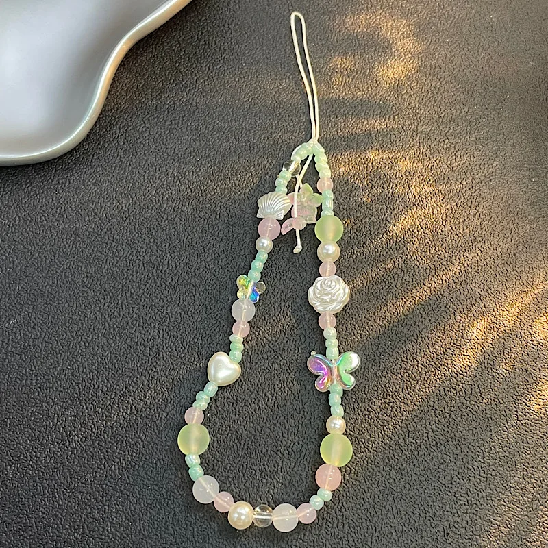 

Ремешок для мобильного телефона, короткий ремешок на запястье, конфетная цепочка ручной работы из бисера, украшение для мобильного телефона, подходит для iPhone 17 16, ремешок для брелка