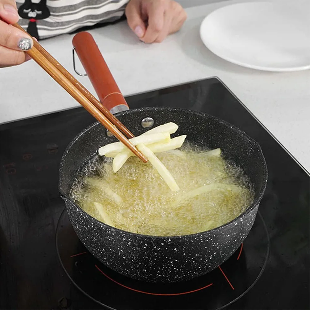 Non-Stick Sauce Pan Cooking Pot with Pour Spout Soup Pot Wooden Handle Milk Saucepan 14cm for Noodles Soups Hot Milk