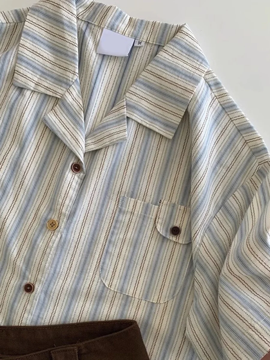 

Ретро-японская женская полосатая рубашка в стиле кубинского воротника, летняя, свободного кроя, больших размеров, стройнящая, верхняя одежда, прямой крой, короткий рукав