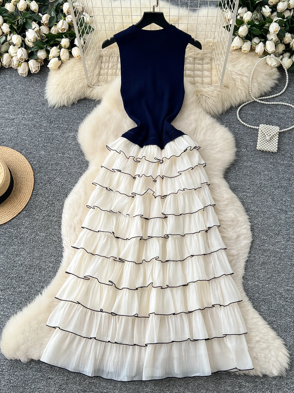 Vestido E de Malha com Cintura Alta Moda Fena de Verão Estilo Camadas Sem Mangas Vestido A-Line Estilo Francês