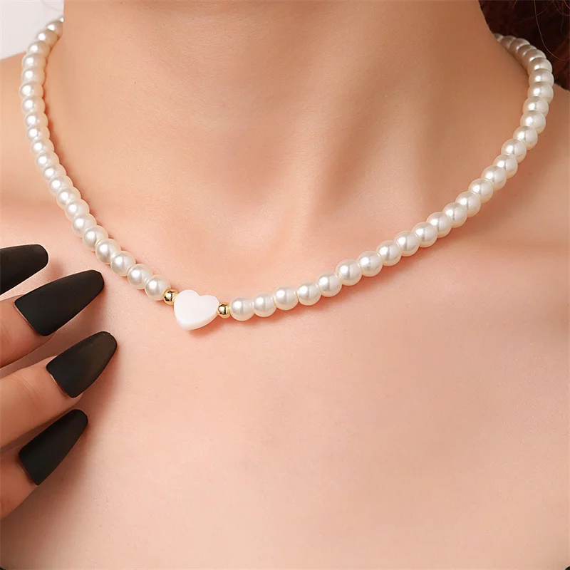 New Trendy Shell Heart Imitation Pearls Necklace Women Handmade 6mm Stone Beaded Necklace For Women Jewelry Gift