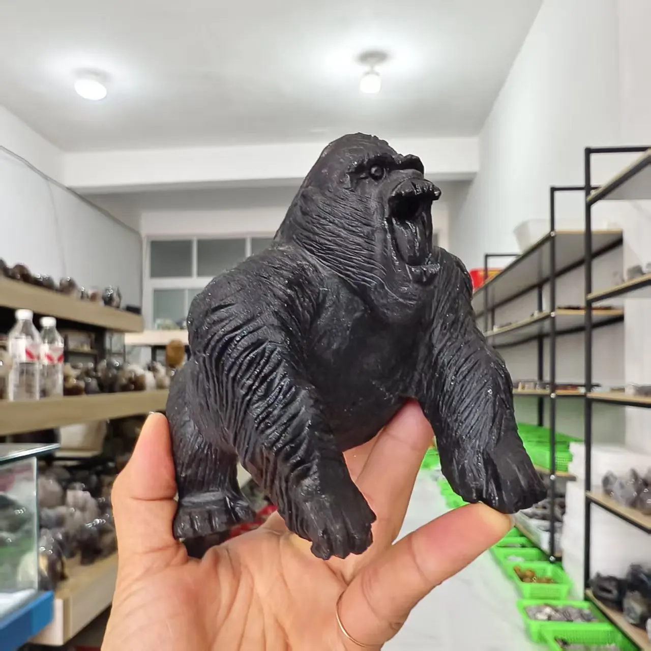 Natural Obsidian Gorilla, Quartz Crystal Obsidian Carved Chimpanzee, Mineral Healing Decoration