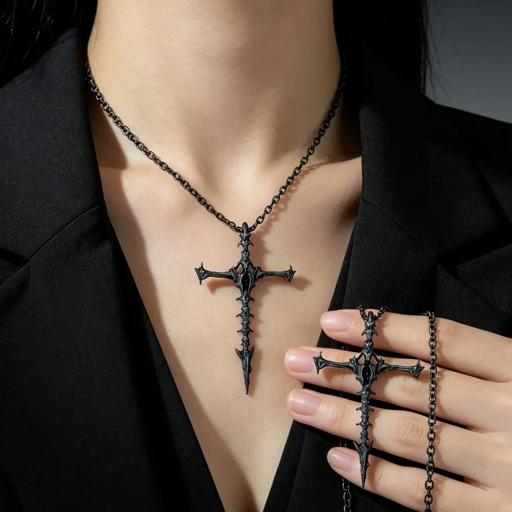 Skull Cross Retro Distressed Punk Pendant Necklace for Unisex Unique Hip Hop Street Daily Party Accessory Gift