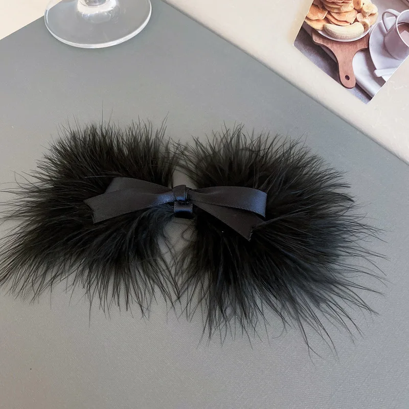 Black and White Feather Bow Hair Clip Metal Spring Clip Bohemian African Style Halloween Festival Witch Hair Accessory Clips