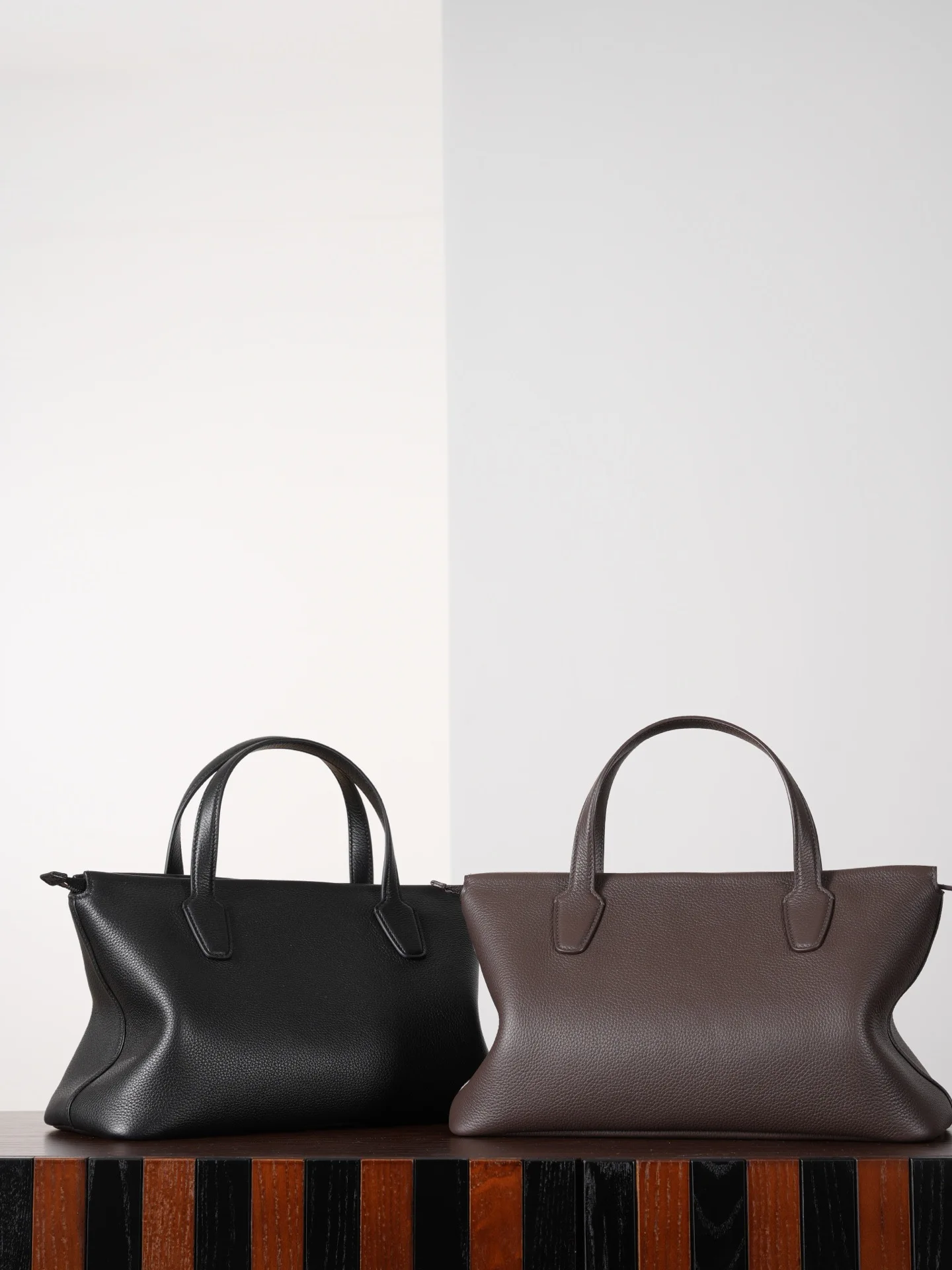 Marcel Bag, imported saddle leather outside, sheepskin lining, litchi grain handbag