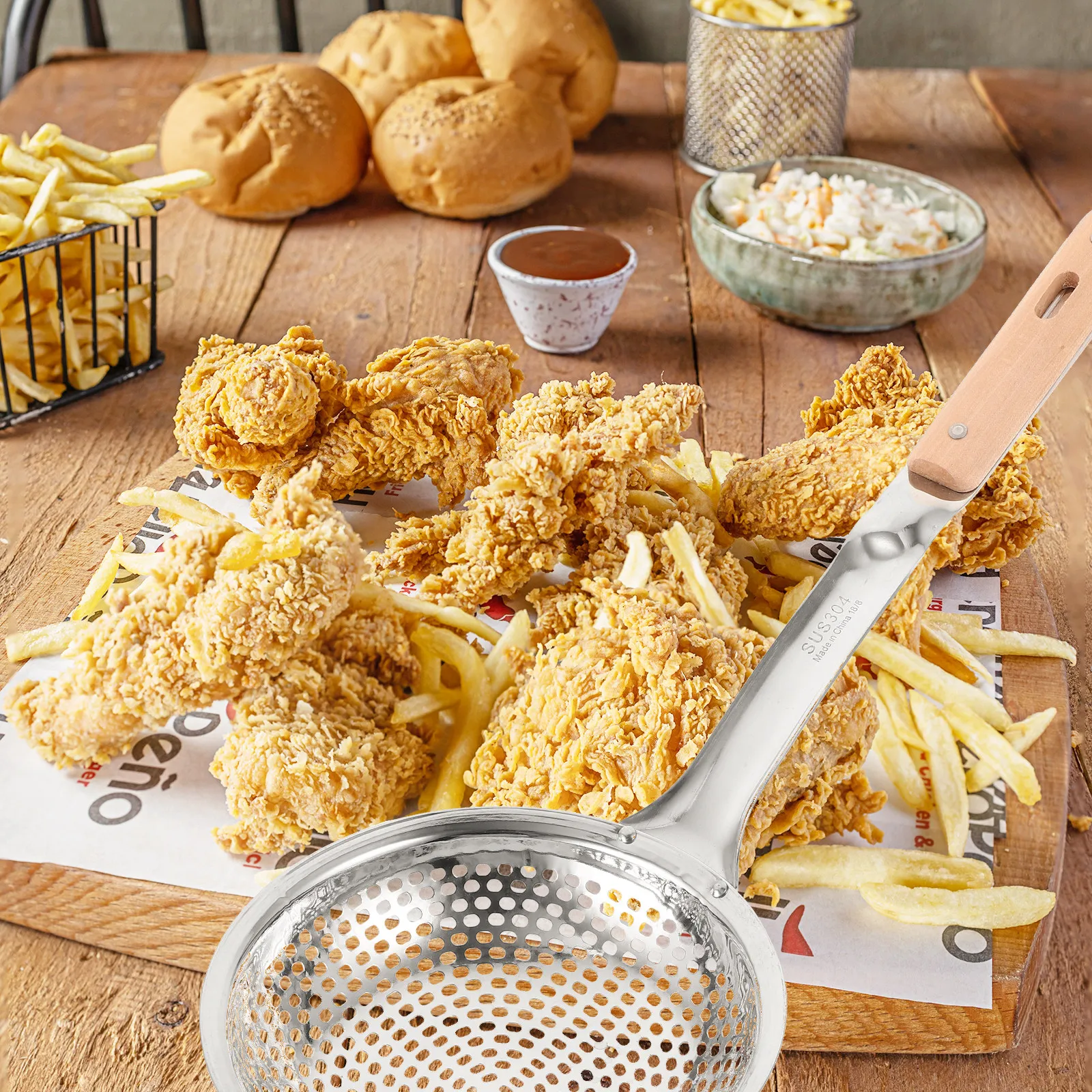 

Stainless Steel Skimmer with Ergonomic Handle Slotted Spoon Kitchen Tool Cooking Skimmer for Oil Drain Boiling Food Frying