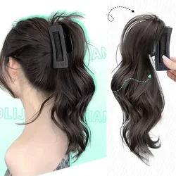 Peluca sintética con clip para mujer, cabello rizado de cola de caballo medio atado, clip de tiburón suave y versátil, simulación de crecimiento de cabello esponjoso