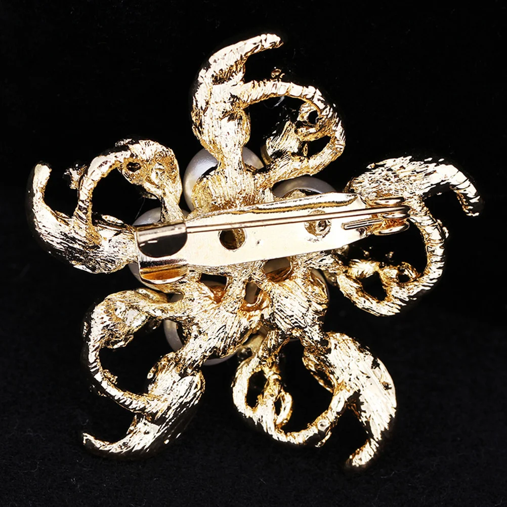 

4Pcs Creative Female Cloth Accessory Flower Brooch High-End Alloy Jewelry for Banquet Party and Daily Use Golden Silver