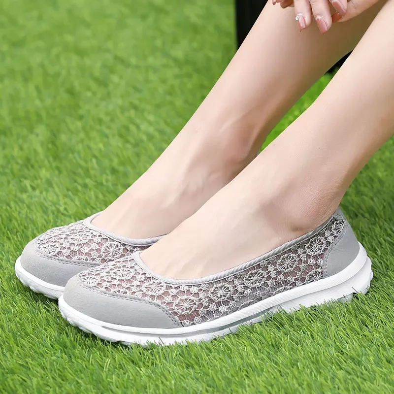 

Lace Flat Women's Sports Shoes Breathable and Lightweight Walking Shoes with Mesh Summer New Casual Sandals, Swing Dance Shoes
