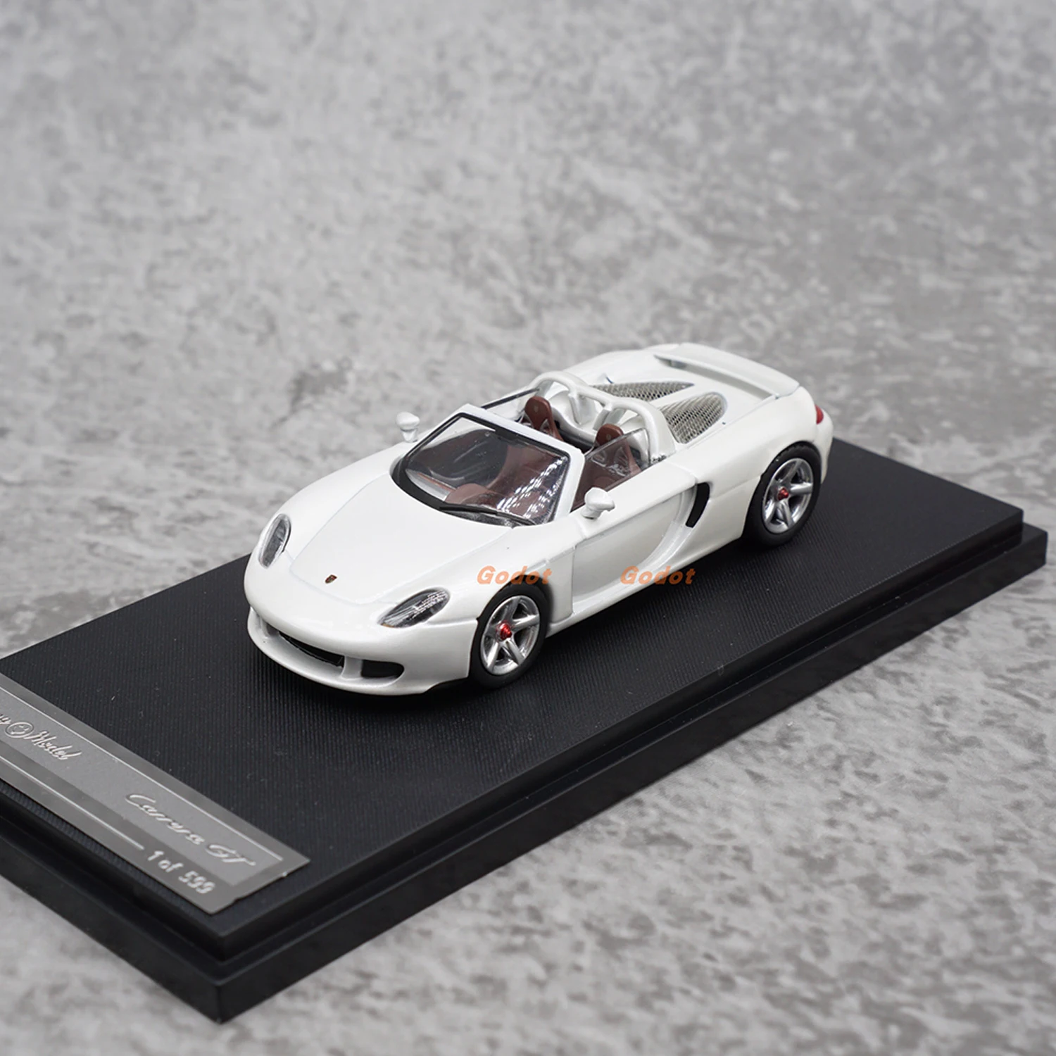 

FM масштаб 1:64, литой под давлением сплав Porsche Carrera GT, суперкар, игрушки для мальчиков, модель автомобиля, классическая ностальгия, подарок для взрослых, сувенир, статический дисплей